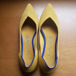 Rothys Marigold Pointed Toe Flat in 8.5